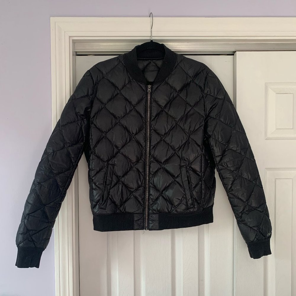 Alo Black Down Puffer Jacket - M